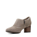 Clarks - Women's Un Cosmos Zip Heeled Shoes