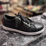 Gelato - Women's Tommie Leather Sneaker