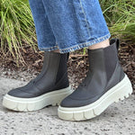 Sorel - Women's Caribou Chelsea Boot
