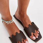 Kaanas - Women's Mallawi Wavy Square Toe Slide