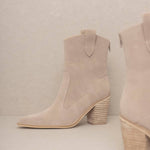 Oasis Society - Women's Tara Two Paneled Western Boots