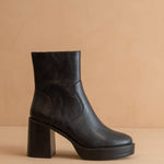 Oasis Society - Women's Alexandra Platform Ankle Boots