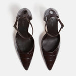 Le Monde Béryl - Women's Victoria Croc Embossed Pump