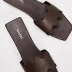 Kaanas - Women's Mallawi Wavy Square Toe Slide