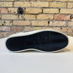 P448 - Women's Kate Shoe