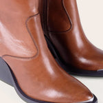 Kaanas - Women's Kade Block Ankle Booties
