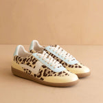 Oasis Society - Women's Kyla Classic Low Top Sneakers
