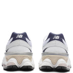 9060 - White/Navy