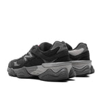 9060 (GS) - Black/Castlerock