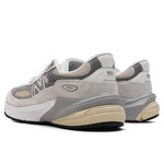 990v6 - Reflection/Marblehead