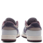 Dunk Low Retro SE - Off White/Dark Raisin/Spruce Aura