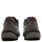 Made in USA 990v6 - Dark Camo/Rich Oak/Black Cement