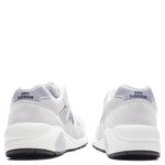 580 - Nimbus Cloud/Natural Indigo