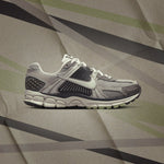Women's Zoom Vomero 5 - Cobblestone/Light Bone