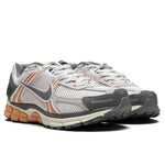 Zoom Vomero 5 - Phantom/Flat Pewter/Copper Moon
