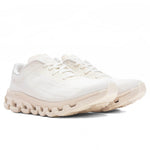 Women's Cloudflow 4 - White/Moon