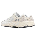 Yeezy Boost 700 - Analog