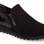 Munro - Women's Kit Side Zippers Loafer