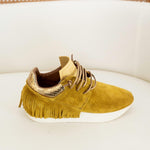 Esseutesse - Women's Soleil Fringe Sneaker