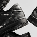 Comme Des Garcons x Women's Dunk - Black/Black