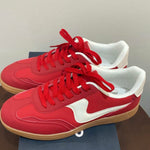 La Sheelah - Women's Modern Sneaker