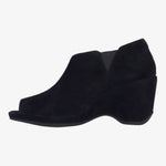 L'Amour Des Pieds - Women's Oksana Suede Slip On Shoe