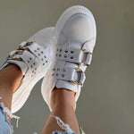 J/Slides - Women's Waldo Platform Shoes
