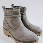 Very G - Women's Dashing Boots