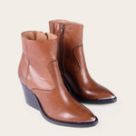 Kaanas - Women's Kade Block Ankle Booties