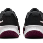 Nike - MEN'S ZOOM GP CHALLENGE 1 HC TENNIS SHOE