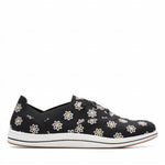 Clarks - Women's Cloudsteppers Breeze Ave Lace Up Sneaker