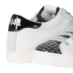 P448 - Women's John Sneakers