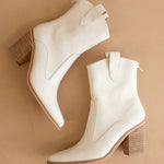 Oasis Society - Women's Tara Two Paneled Western Boot