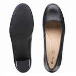 Clarks - Women's Linnae Leather Pump