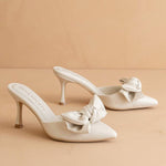 Oasis Society - Women's Jane Bow Kitten Heel