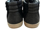 P448 - Women's Skate Shoes