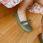 Silent D - Women's Bella Flat Shoe
